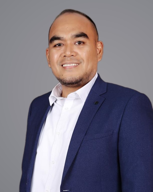 Dr. Hendriadi, co-founder SiteFrenz